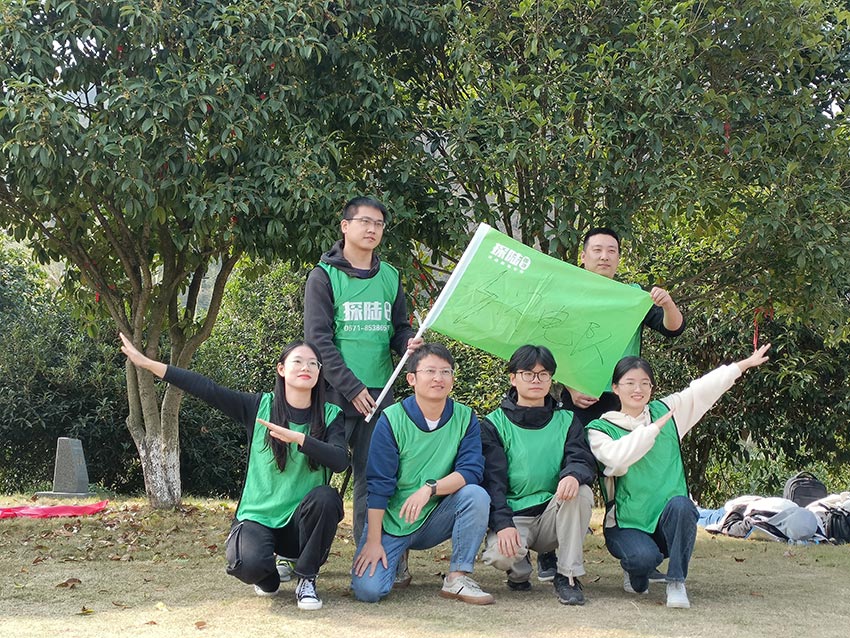 Hangcha Sea Eagle Team Enjoyed an Great Autumn Outin (8).jpg