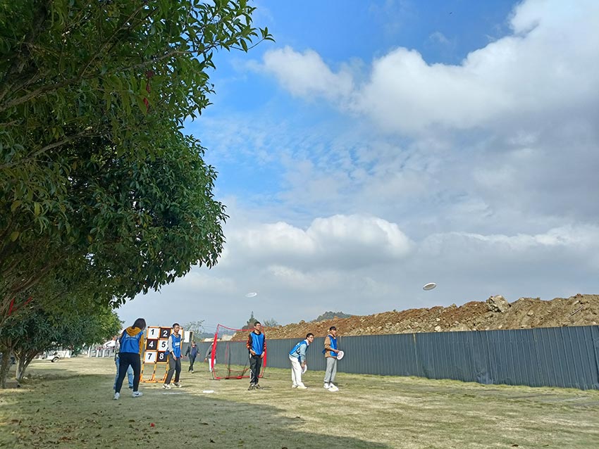 Hangcha Sea Eagle Team Enjoyed an Great Autumn Outing (1).jpg