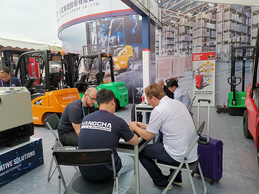 Hangcha at The 133rd Canton Fair (1).jpg