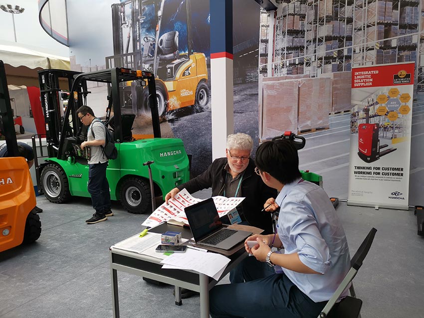 Hangcha at The 133rd Canton Fair (7).jpg