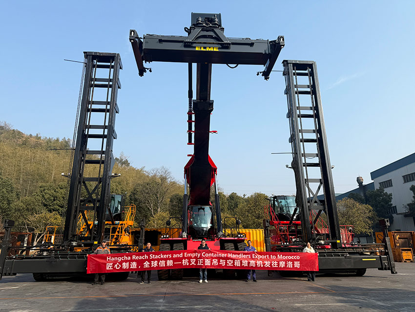 HC-Reach-Stackers-&-Empty-Container-Handlers-Export-to-Morocco-01.jpg