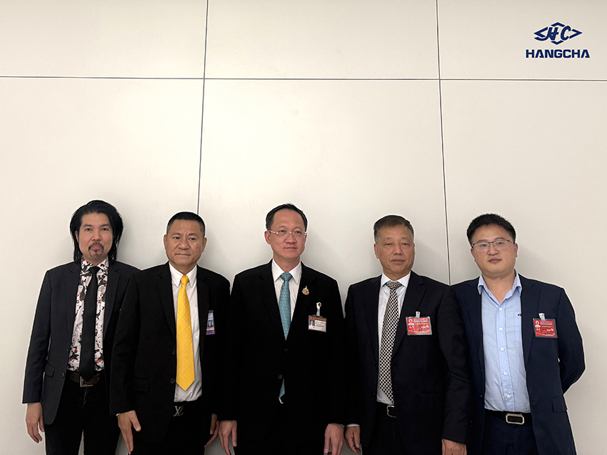 Smart & Green-Hangcha Meets Thailand’s National Assembly-02.jpg