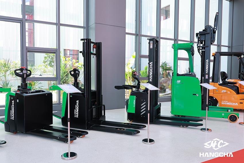 Grand Opening of Hangcha’s First Overseas Manufacturing Base– Hangcha Group Manufacturing (Thailand) (8).jpg